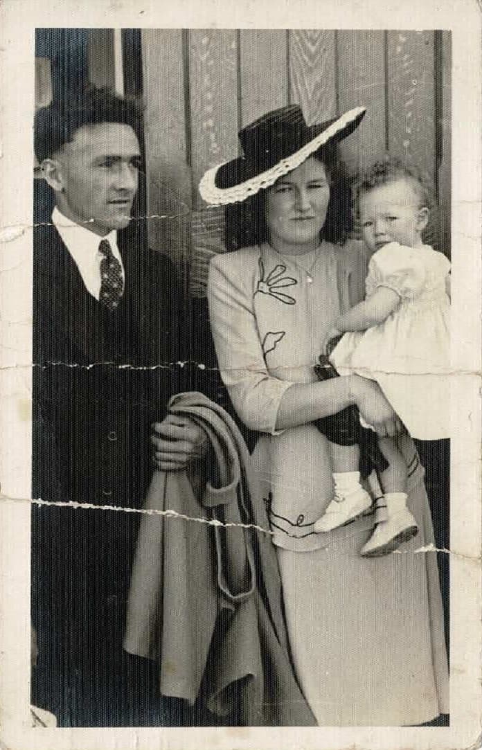 Bert, Rose and Nola, 1948